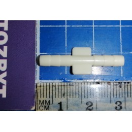 Łącznik przewodów spryskiwacza ,prosty,fi 3,9 mm  -