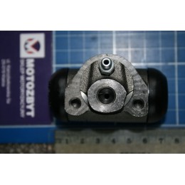 Cylinderek hamulcowy przedni 126p STD, fi 23,81 mm -